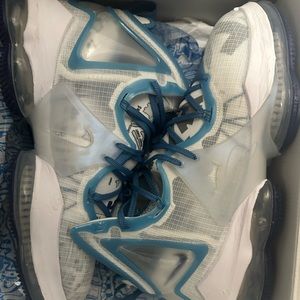 Lebron XIX size 13